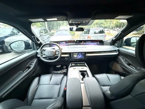 New 2025 Lincoln Navigator L Reserve image 8
