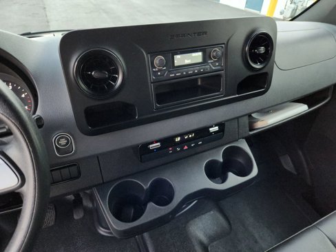Used 2021 Mercedes-Benz Sprinter 3500 image 12