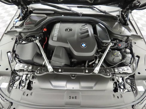 Used 2025 BMW 530i w/ Premium Package image 29