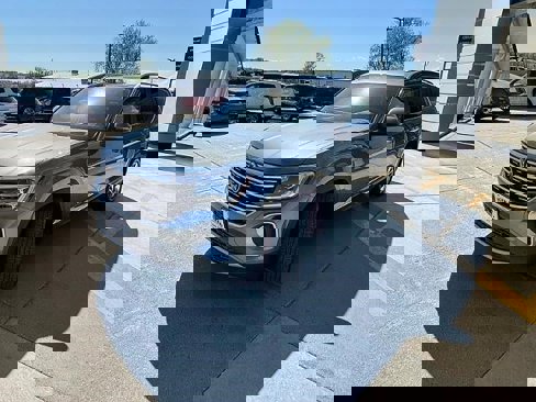 Used 2024 Volkswagen Atlas SEL image 7