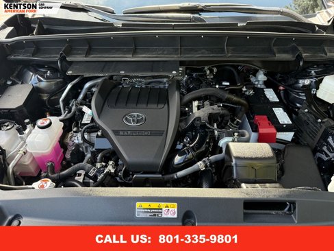 Used 2025 Toyota Highlander XLE image 45