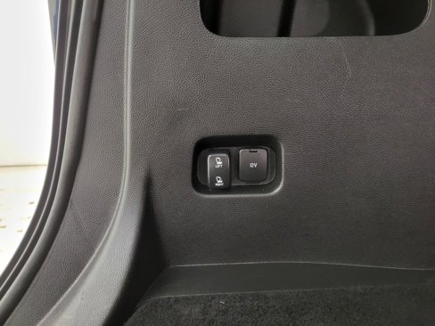 Used 2024 Ford Edge SEL image 2