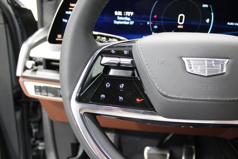 New 2026 Cadillac Vistiq Platinum image 11