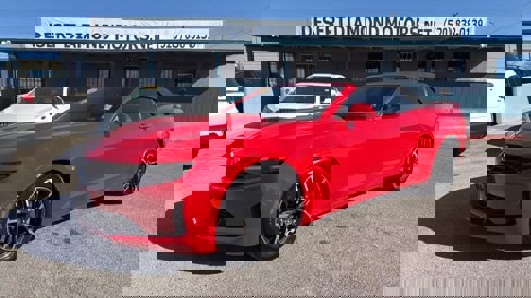 Used 2019 Chevrolet Camaro LT image 1