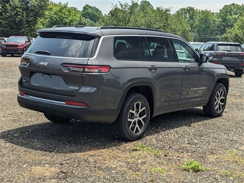 New 2025 Jeep Grand Cherokee L Limited image 3