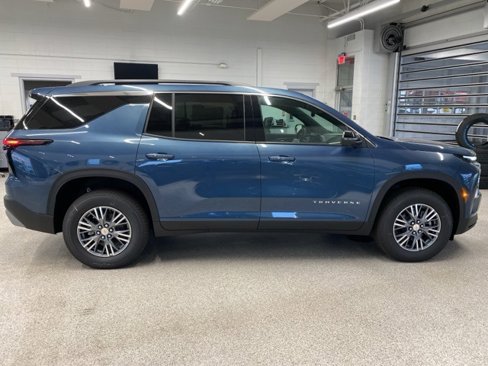 New 2026 Chevrolet Traverse LT w/ Driver Confidence Package image 4