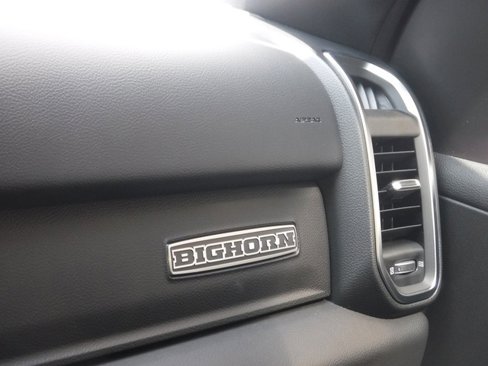 New 2026 RAM 1500 4x4 Crew Cab image 28