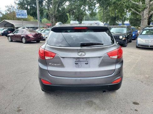 Used 2015 Hyundai Tucson SE image 6