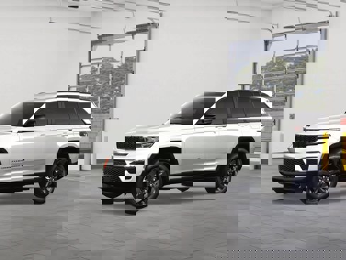 New 2025 Jeep Grand Cherokee Limited image 2