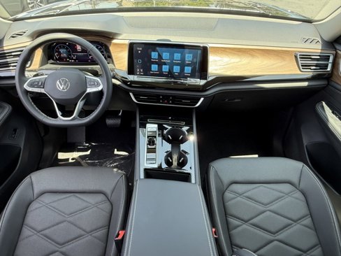 New 2025 Volkswagen Atlas SE image 21