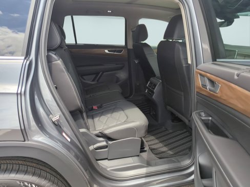 New 2025 Volkswagen Atlas SE image 20