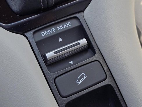 New 2026 Honda HR-V LX image 7