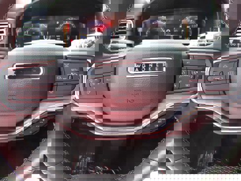 New 2024 Jeep Wagoneer L Series II w/ Convenience Group I image 19