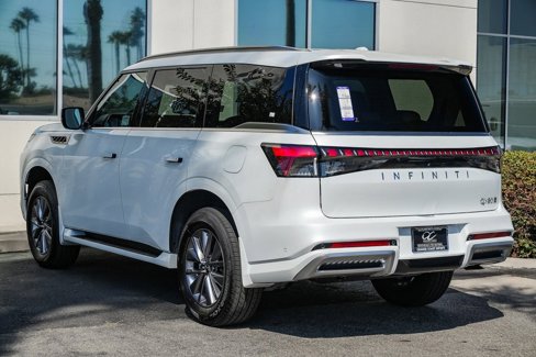New 2026 INFINITI QX80 Pure image 4