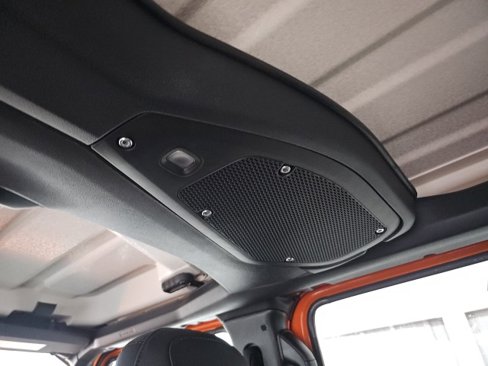 New 2025 Jeep Wrangler Sahara image 31