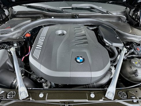 New 2026 BMW 540i xDrive w/ Executive Package image 38