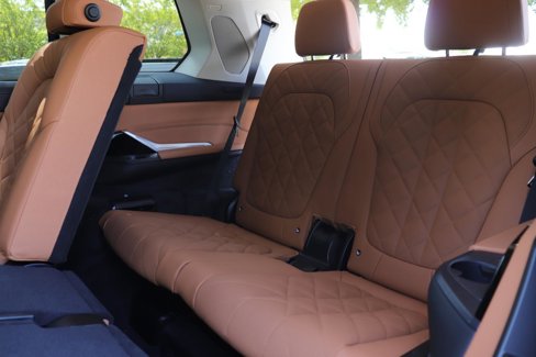 New 2026 BMW X7 xDrive40i image 16