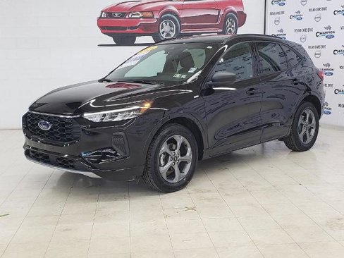 Certified 2023 Ford Escape ST-Line w/ Tech Pack #1 image 3