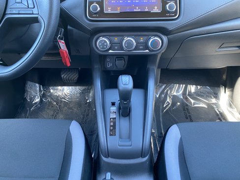 Used 2025 Nissan Versa S w/ Trunk Package image 11