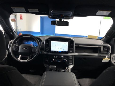 New 2025 Ford F150 XLT w/ Equipment Group 302A MID image 12
