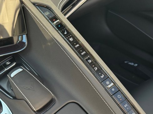 Used 2025 Chevrolet Corvette E-Ray w/ Stealth Interior Trim Package image 65