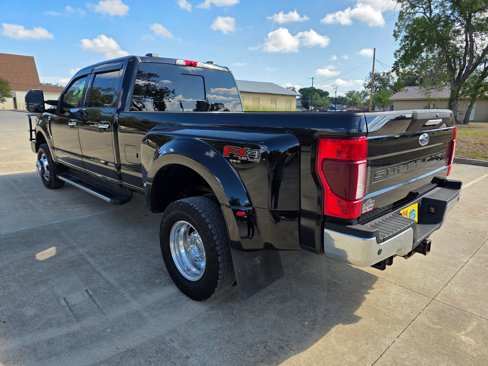 Used 2021 Ford F350 Lariat w/ Chrome Package image 8