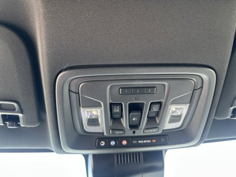 Used 2025 Chevrolet Silverado 3500 High Country w/ High Country Premium Package image 41