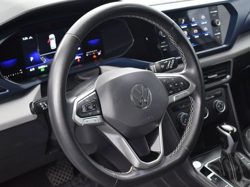 Used 2022 Volkswagen Taos SE image 6