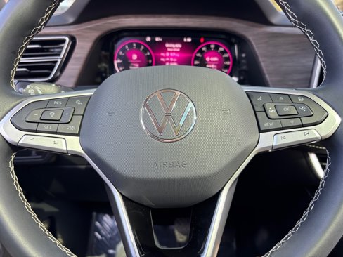 Used 2024 Volkswagen Atlas SEL image 43