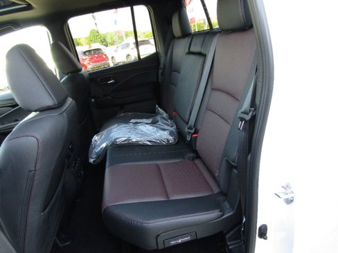 New 2026 Honda Ridgeline Black Edition image 16