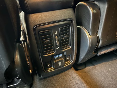 Used 2019 Dodge Durango GT image 18