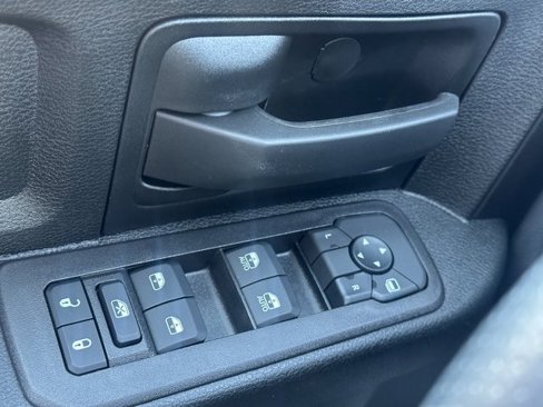 New 2025 RAM 2500 Tradesman image 32