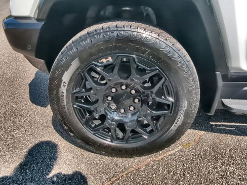 New 2026 GMC Hummer EV 4x4 Crew Cab image 33
