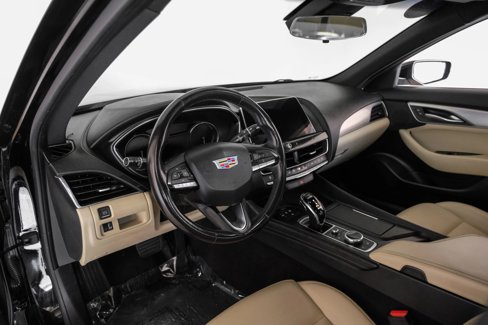 Used 2021 Cadillac CT5 Luxury image 2