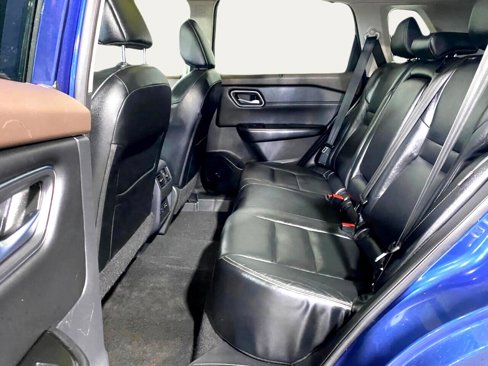 Used 2021 Nissan Rogue SL image 5