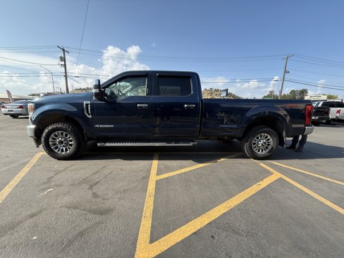 Used 2020 Ford F350 Lariat w/ Chrome Package image 1
