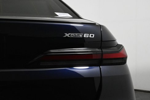 New 2026 BMW i7 xDrive60 image 13
