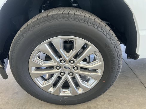 New 2025 Ford F150 Lariat w/ Equipment Group 502A High image 30