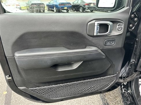 Certified 2023 Jeep Wrangler Sahara image 15