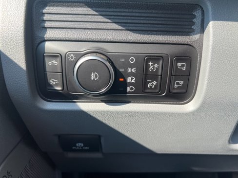 New 2026 Ford F250 4x4 Crew Cab Super Duty image 32