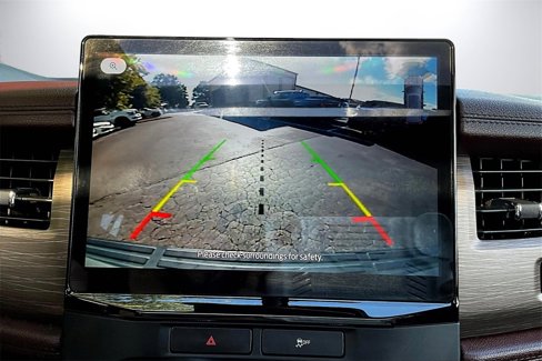 Used 2023 Ford Expedition Max Limited image 14