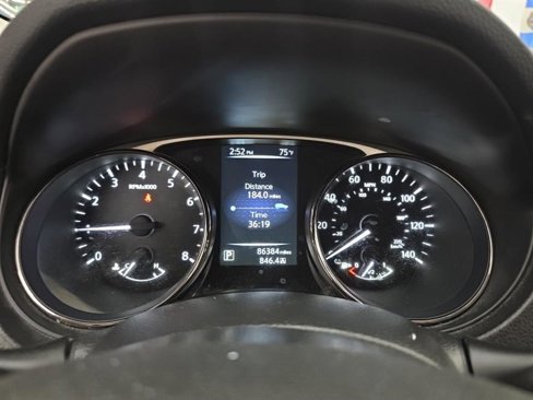Used 2016 Nissan Rogue S w/ Appearance Package image 15