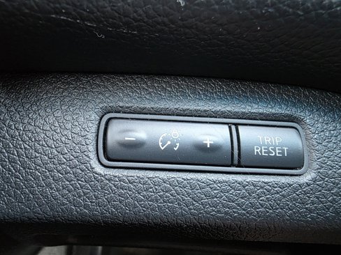 Used 2013 Nissan Altima 2.5 SL w/ Technology Pkg image 17