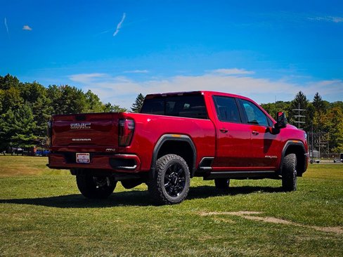 New 2026 GMC Sierra 2500 AT4 w/ AT4 Premium Plus Package image 4