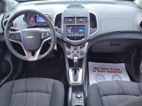 Used 2016 Chevrolet Sonic LT image 6