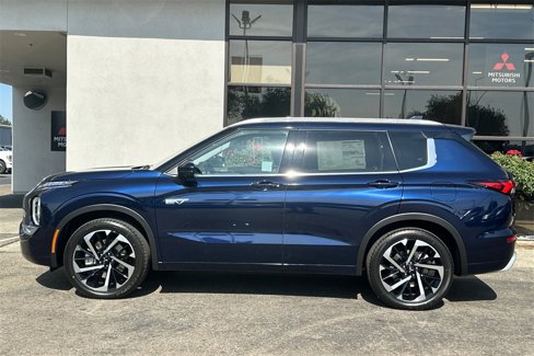 New 2025 Mitsubishi Outlander SEL image 8