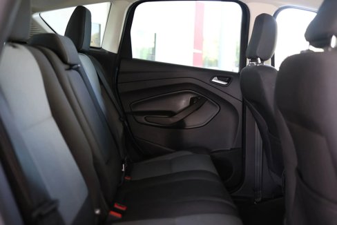 Used 2018 Ford C-MAX SE w/ Cold Weather Package image 16