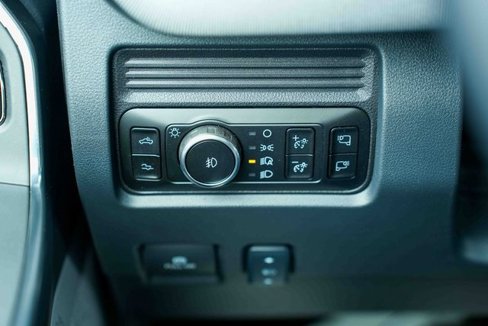 Used 2025 Ford F450 Platinum w/ FX4 Off-Road Package image 30