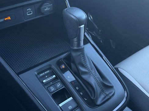 Used 2024 Honda CR-V LX image 30