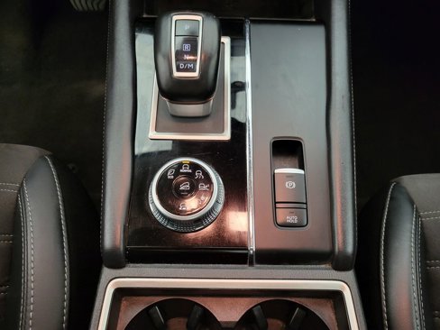 Used 2024 Mitsubishi Outlander SE image 34